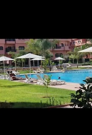 Appartement A11 6 Piscines Premium Village Ascenseur Actuellement En Panne Je Propose Un Tarif Exceptionnel Marrakesh Exterior photo